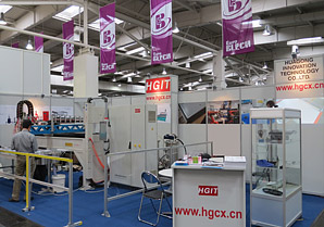 大連華工涂膠機印尼MTT EXPO 2013展會